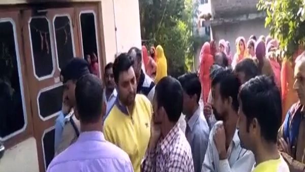 पत्नी और बेटी को हथौड़े से मारा फिर कर दिया आगे के हवाले, खुद भी किया आत्मदाह