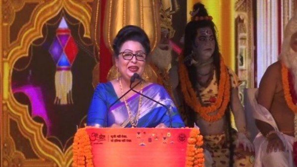 VIDEO:अयोध्या के दीवोत्सव में फिजी की मंत्री ने गाया 'मंगल भवन अमंगल हारी'