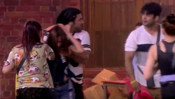 Bigg Boss 13 से बाहर किए गए सिद्धार्थ शुक्ला तो माहिरा पर भड़कीं डॉली बिंद्रा, कह दी ये बड़ी बात