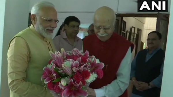 Advani's Birthday: 92 वर्ष के हुए BJP के 'लाल', एक ही स्कूल के छात्र रहे हैं आडवाणी और मुशर्रफ, जानिए कुछ खास बातें