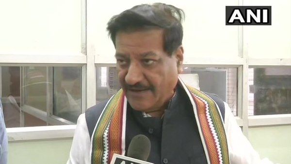 पृथ्वीराज चव्हाण बोले-शिवसेना-कांग्रेस की बैठक के बाद कल पता चलेगा हम आगे बढ़ेंगे या नहीं