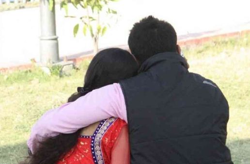 लव मैरिज से खफा परिजनों ने कराया बेटी का जबरन निकाह, प्रेमी ने पुलिस से शिकायत की तो हुआ तलाक