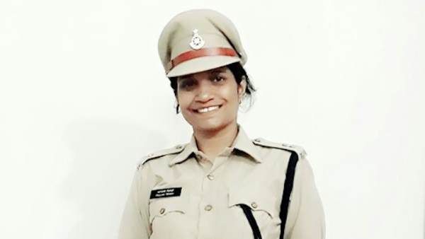 हैदराबाद घटना को लेकर महिला पुलिसकर्मी की अपील वायरल, लड़कियां जरूर पढ़ें
