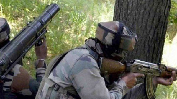 पाकिस्तान ने आईबी और एलओसी पर की गोलीबारी, सेना ने दिया मुंहतोड़ जवाब