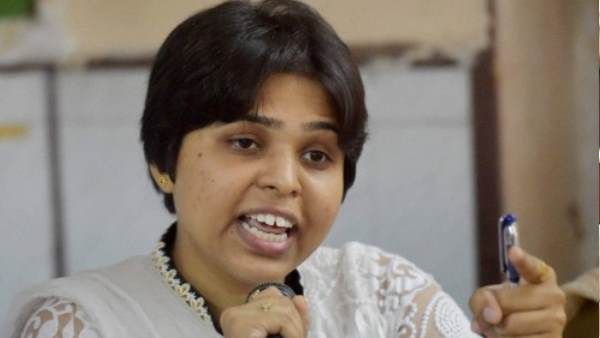 महिला कार्यकर्ता तृप्ति देसाई बोलीं- 16 नवंबर को जाएंगी सबरीमाला