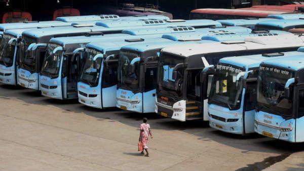 सरकारी बस में चार्ज नहीं कर पाया मोबाइल, पैसेंजर को मिला 5,000 रुपया मुआवजा