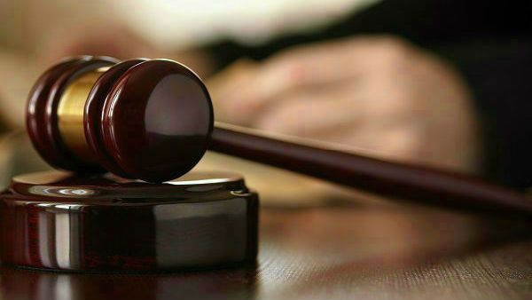 डेंटिस्ट ने मरीज का निकाला था गलत दांत, 4 साल बाद कोर्ट ने लगाया 40 हजार रुपये का जुर्माना