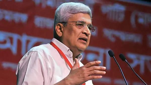 प्रकाश करात बोले, अगर 10 और राज्य कर दें मना तो दफन हो जाएगा NPR