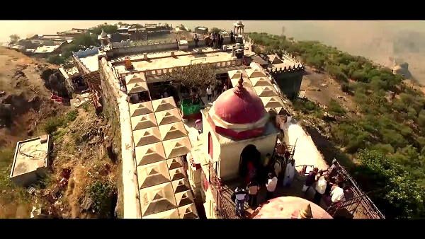 यहां करें मां कालिका की दक्षिण मुखी प्रतिमा के दर्शन, 40Km2 में फैले पर्वत की उम्र है 8 करोड़ साल