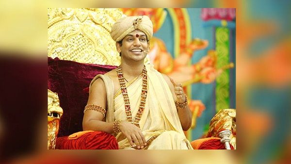 नित्यानंद से जुड़े दिल्ली पब्लिक स्कूल की मान्यता रद्द, बंद होने पर बच्चे पूरी रात बिल्डिंग के बाहर सोए
