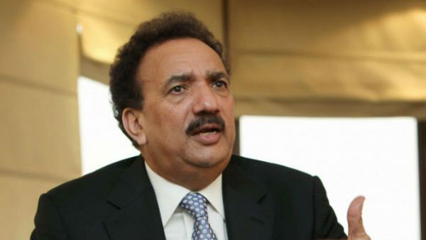 पाकिस्‍तान: CAA के विरोध प्रदर्शन में पूर्व मंत्री ने शेयर कर डाली Ex पॉर्न स्‍टार मियांं खलीफा की फोटो