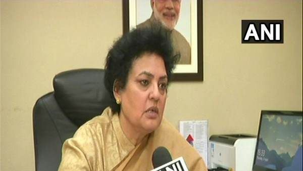 उन्नाव गैंगरेप पीड़िता की मौत, राष्ट्रीय महिला आयोग अध्यक्ष सफदरजंग अस्पताल पहुंची