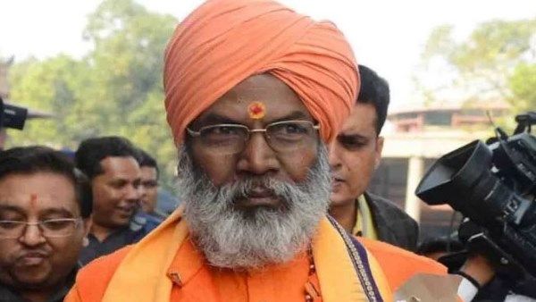 भाजपा सांसद ने उन्नाव रेप कांड के आरोपी को दी जन्मदिन की बधाई, प्रियंका गांधी ने किया हमला