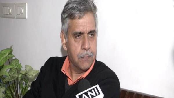 संदीप दीक्षित का विवादित बयान, बोले- 'पुलिस-सेना जब ऐसे नारे लगाए, समझ लो काली करतूत छिपा रही है'