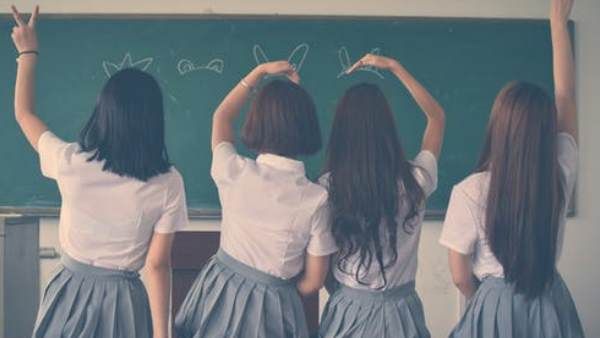 सरकार ने नोएडा और ग्रेटर नोएडा के स्कूलों के लिए तय की फीस लिमिट, अब इससे ज्यादा नहीं बढ़ा सकते