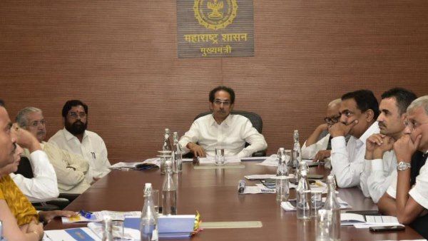 महाराष्ट्र: उद्धव ने बदले जयंत पाटिल और छगन भुजबल के पोर्टफोलियो
