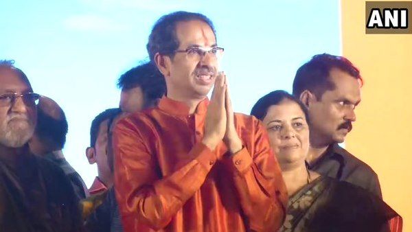 महाराष्ट्र: सरकारी बंगले का आवंटन, 'वर्षा' में रहेंगे सीएम उद्धव ठाकरे