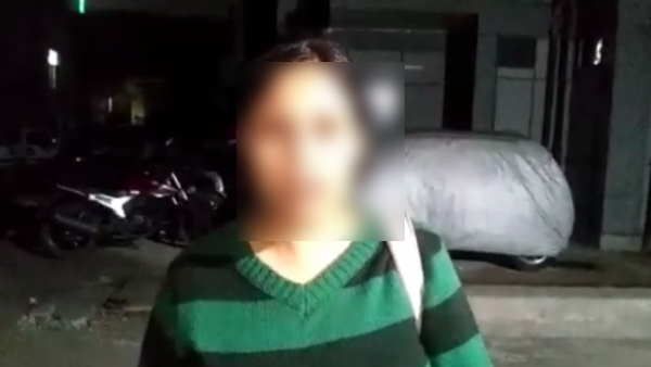 नोएडाः डीटीसी बस में टिकट चेकिंग के नाम पर महिला पत्रकार से हुई छेड़खानी, चुपचाप बैठा रहा मार्शल
