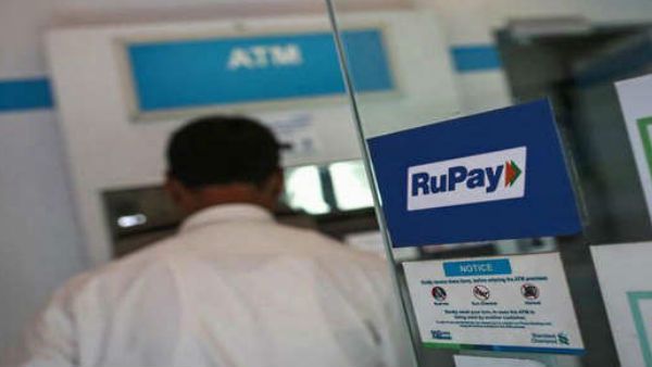 नए साल में सरकार ने किए ATM कार्ड से जुड़े दो बड़े ऐलान,FREE में मिलेंगे 10 लाख रुपए