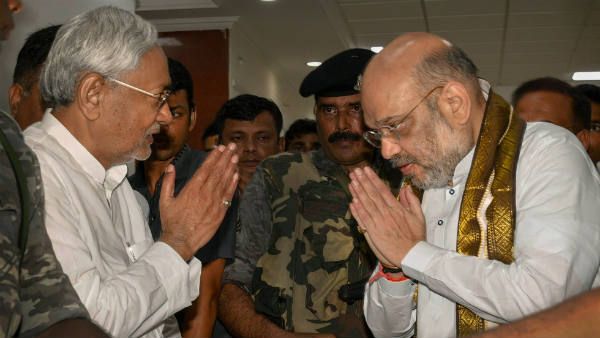 भाजपा की मजबूरी हैं-नीतीश कुमार जरूरी हैं, जानिए अमित शाह के बयान के पीछे की सियासत