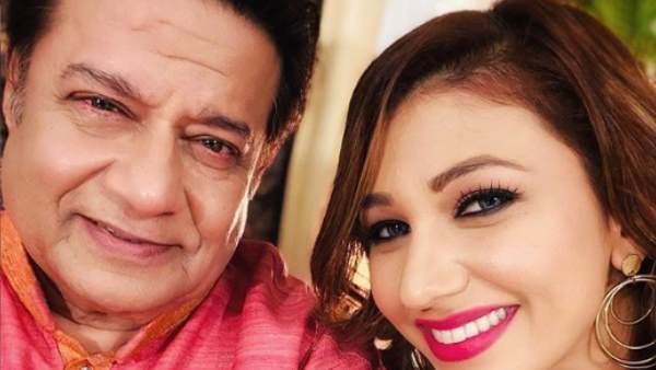 एक बार फिर साथ दिखे जसलीन और अनूप जलोटा, ये Tik Tok Video हुआ वायरल