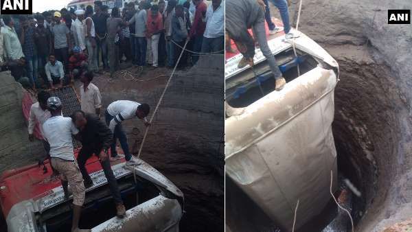 महाराष्ट्र के मालेगांव में सड़क हादसा, ऑटो से टक्कर के बाद कुएं में गिरी बस, 9 की मौत