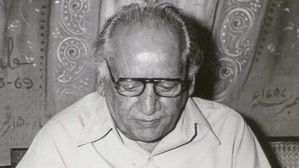 CAA के आईने में फैज का सियासी चेहरा, क्या हिंदू विरोधी है उनकी नज्म?