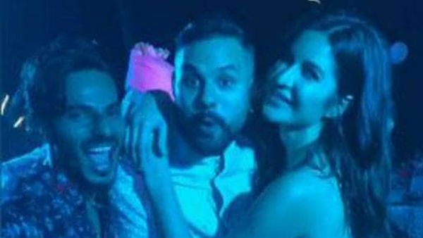 कैटरीना कैफ ने गोवा में अटेंड की GAY-वेडिंग, वायरल हुई तस्वीरें, जानिए किसकी थी शादी?