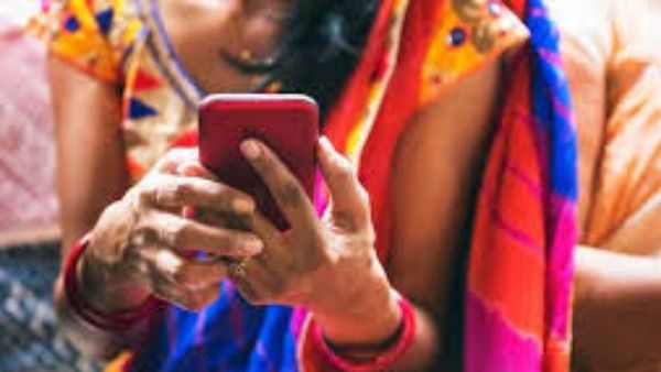 शादी के बाद बीवी को 'मर्द सौतन' का पता चला, ब्वॉयफ्रेंड से पति ने कर रखी थी शादी