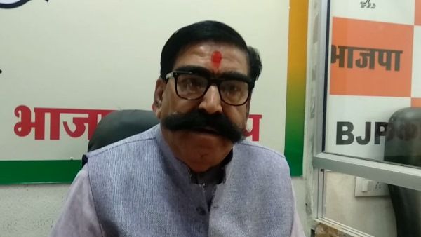 जयपुर : जबरन नसबंदी के कारण गई थी इंदिरा गांधी की सरकार-आहूजा