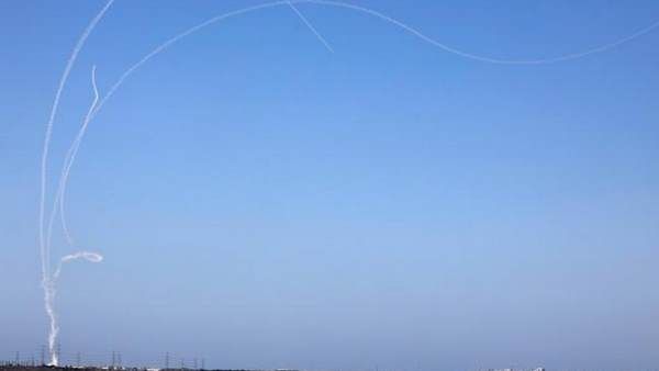 Iran-US Tension: इराक में एक बार फिर हमला, दूतावास के पास दागे गए 2 रॉकेट