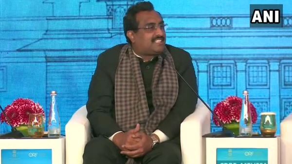 हिटलर और मुसोलिनी भी लोकतंत्र से ही उभरे थे: राम माधव