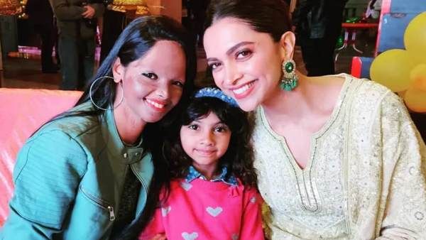 लक्ष्मी अग्रवाल की बेटी ने दीपिका के साथ देखी 'छपाक', मां को गले लगाकर पूछे कई सवाल