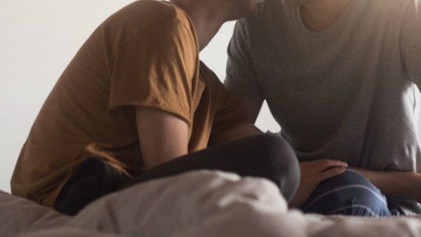 सगाई के बाद लड़की ने चेक किया मंगेतर का इंस्टाग्राम, सामने आई होश उड़ाने वाली हकीकत