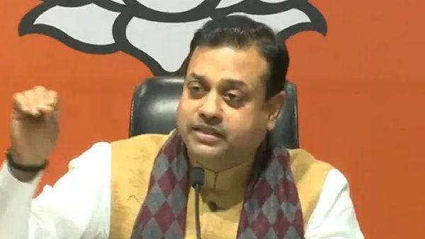 बीजेपी का कांग्रेस पर हमला, कहा-हिटलर की फौज में थे सोनिया गांधी के पिता