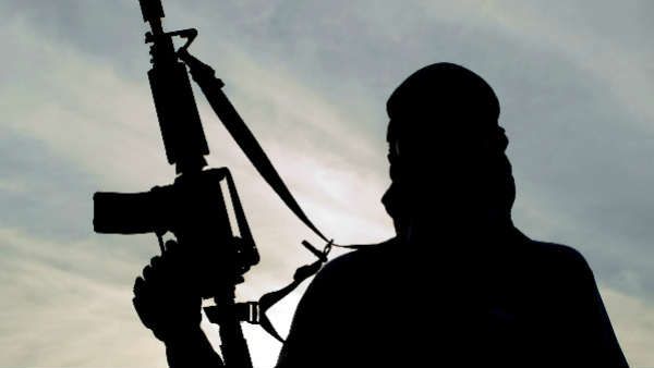 केन्‍या में यूएस मिलिट्री बेस पर आतंकी हमला, अल शहाब ने ली जिम्‍मेदारी