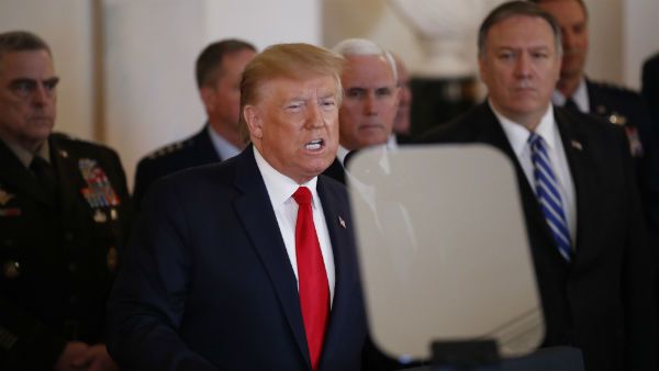 अपने खिलाफ महाभियोग की प्रक्रिया को डोनाल्ड ट्रंप ने शर्मनाक और फर्जी बताया