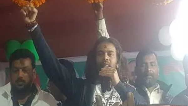 तेजप्रताप ने किया दावा कि उनके और तेजस्वी के डर से सदन छोड़कर भाग जाते हैं नीतीश कुमार और सुशील मोदी