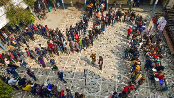 दिल्ली में जो सीट AAP ने छीनी,वहां BJP उम्मीदवार को एक राउंड में मिले महज 5 वोट