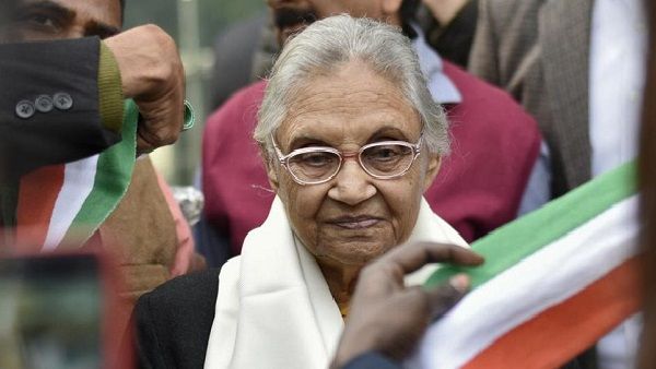 पीसी चाको ने दिल्ली की हार के लिए शीला दीक्षित को ठहराया जिम्मेदार, पूर्व सीएम की बेटी कांग्रेस नेता पर बरसीं