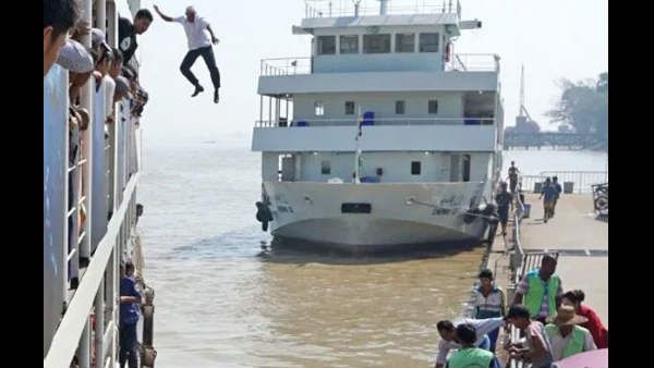 शिप से गिरी महिला तो बचाने के लिए 40 फीट से कूदा 60 साल का कैप्‍टन, इतनी जानें बचाईंं कि याद भी नहीं
