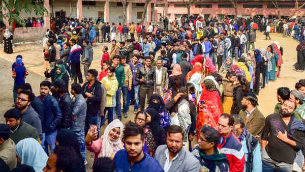 दिल्ली चुनाव में हर पांच में से तीन युवाओं ने दिया AAP को वोट- सबसे ताजा सर्वे