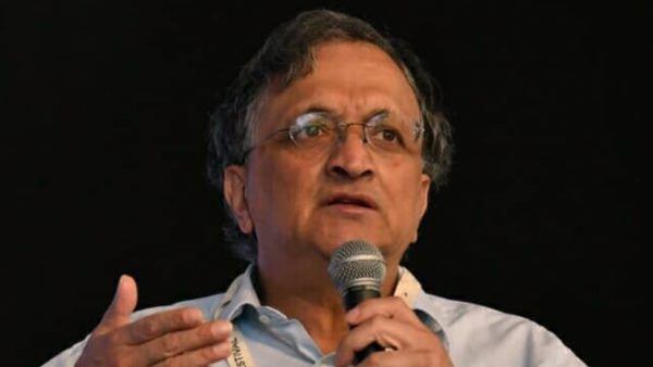 रंजन गोगोई के राज्यसभा के लिए मनोनीत होने पर रामचंद्र गुहा का तीखा हमला, बोले- ये तीसरी तरह के जज