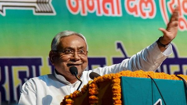 किस फॉर्मूले के दम पर नीतीश कर रहे हैं 200 सीट जीतने का दावा?