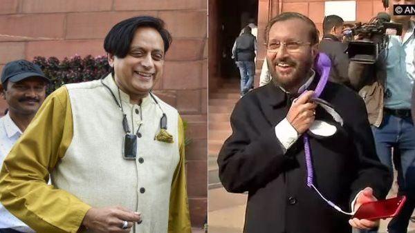 शशि थरूर के गले में लटकी डिवाइस चर्चा में, संसद में रिसीवर वाले मोबाइल से चौंका चुके हैं जावड़ेकर