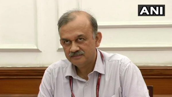 कोरोना संकट के बीच बड़े कर्ज का बोझ, सरकार विश्व बैंक से लेगी 4.88 ट्रिलयन उधार