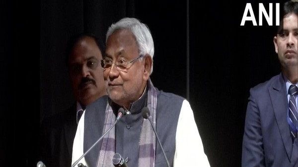 नीतीश कुमार ने कार्यकर्ताओं से कहा- विवादों से बचकर रहें, चुनाव में इतनी सीटें जीतने का किया दावा