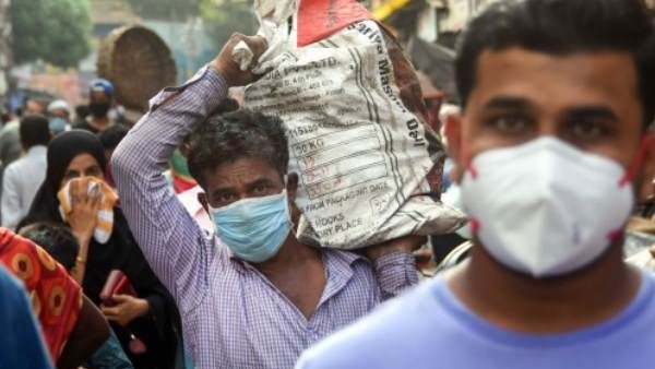 कोरोना वायरस: मदद के लिए बजाज ग्रुप देगा 100 करोड़ और गोदरेज 50 करोड़