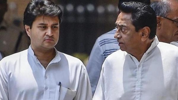 10 Points: 24 घंटे में कैसे बदली मध्य प्रदेश की सियासी हवा, अब क्या होगा सिंधिया का अगला कदम