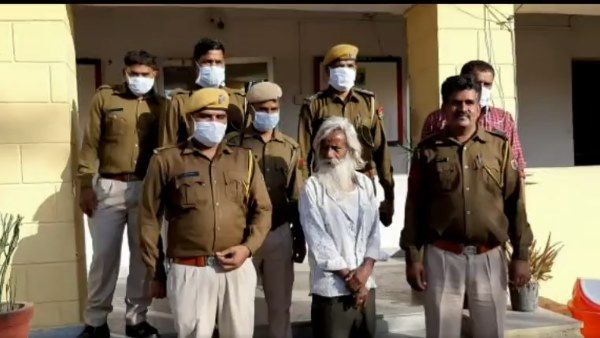 राजस्थान : गेहूं के साथ अफीम की खेती, तरीका देखकर पुलिस भी चौंक गई